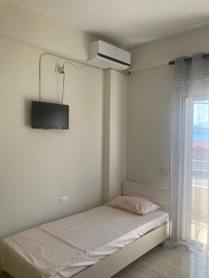 Niko'S Apartments Sarandë エクステリア 写真